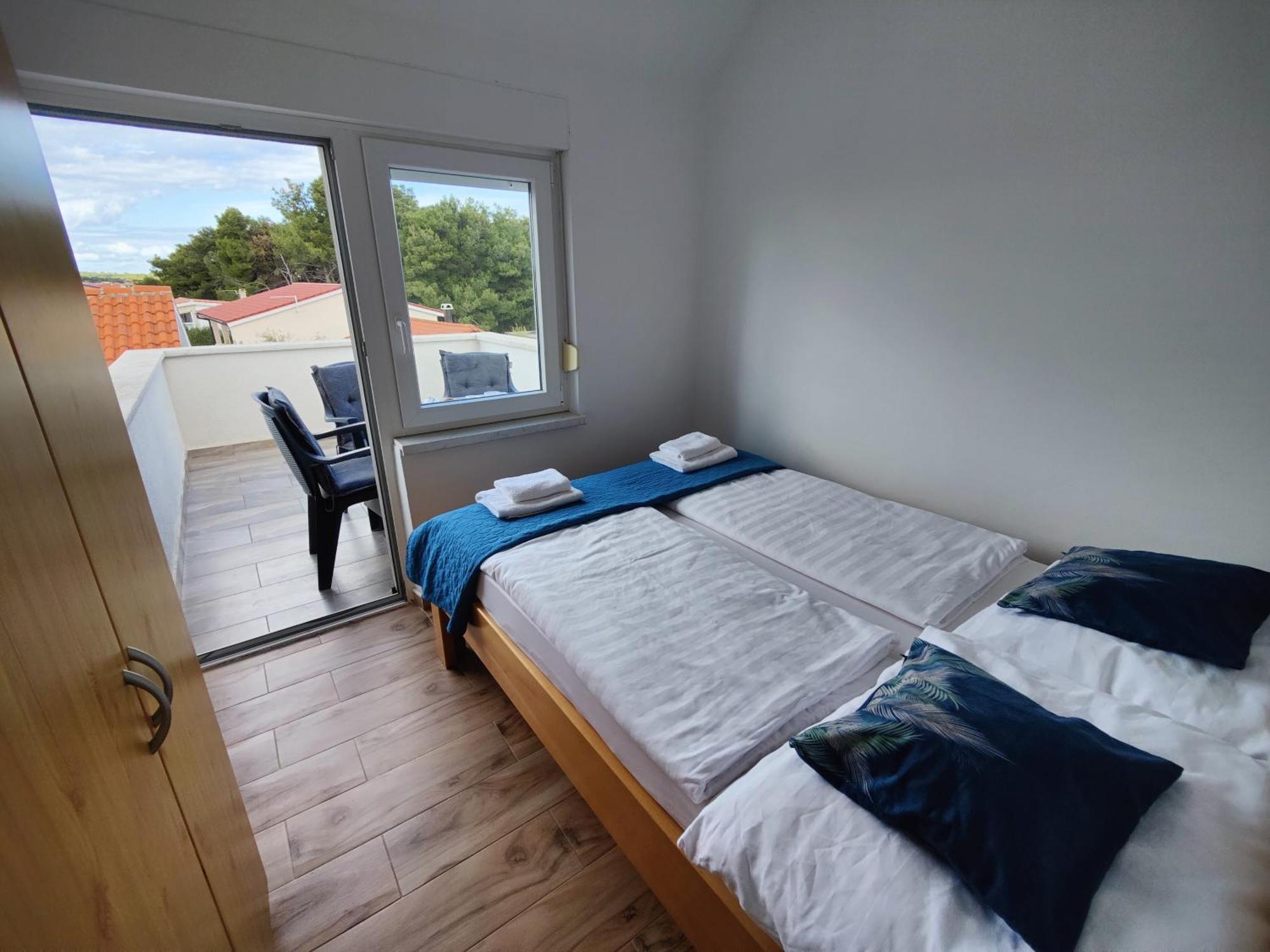 Apartments Fida Vir Exterior foto